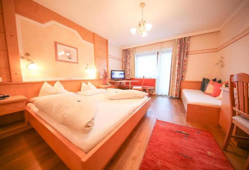 Comfort room with balcony, Superior Hotel Persal