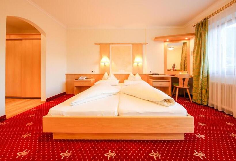 Семейный Номер, Superior Hotel Persal
