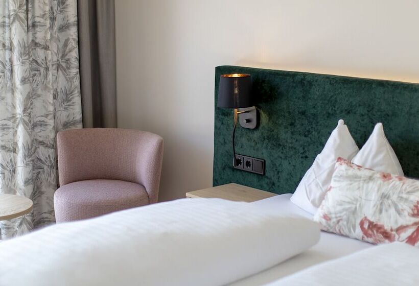 Номер Стандарт, Familienhotel Felsenhof