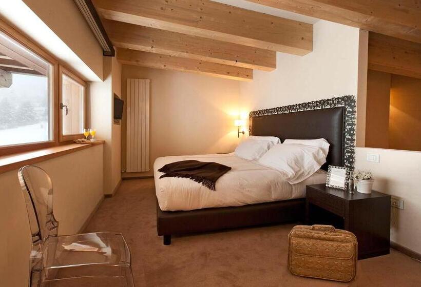 Полулюкс, Grand Hotel Paradiso