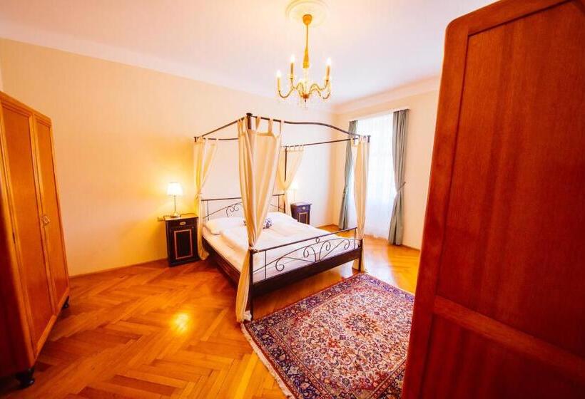 آپارتمان 1 خوابه با بالکن, Carinthia Velden