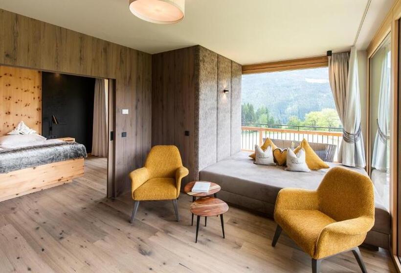 سوییت لوکس, Gut Sonnberghof