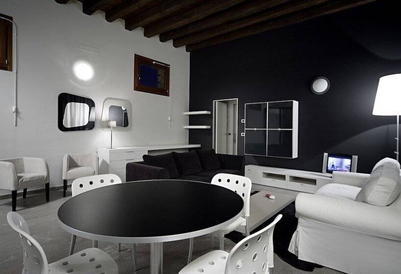 带1个卧室的豪华公寓, Villa Moro Lin Design Apartments