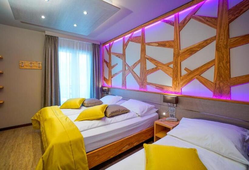 اتاق راحتی سه تخته, Aktivhotel Santalucia