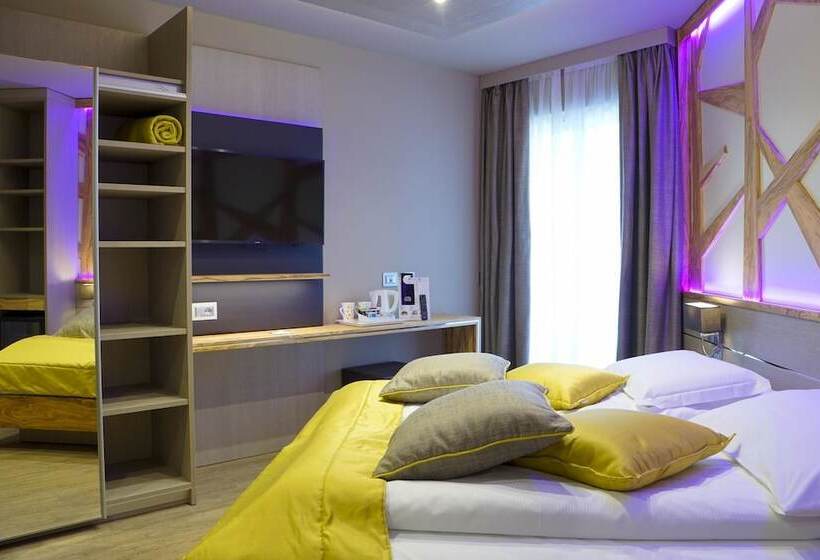 اتاق راحتی, Aktivhotel Santalucia