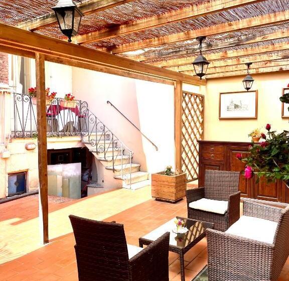 اتاق استاندارد چهار تخته, Antica Residenza Santa Chiara  City Center