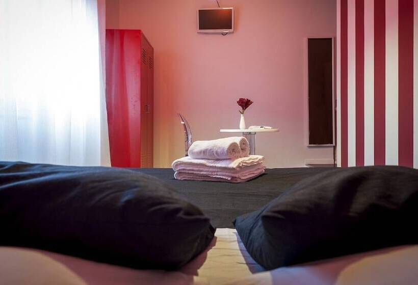 اتاق استاندارد, Il Giglio Rosso B&b