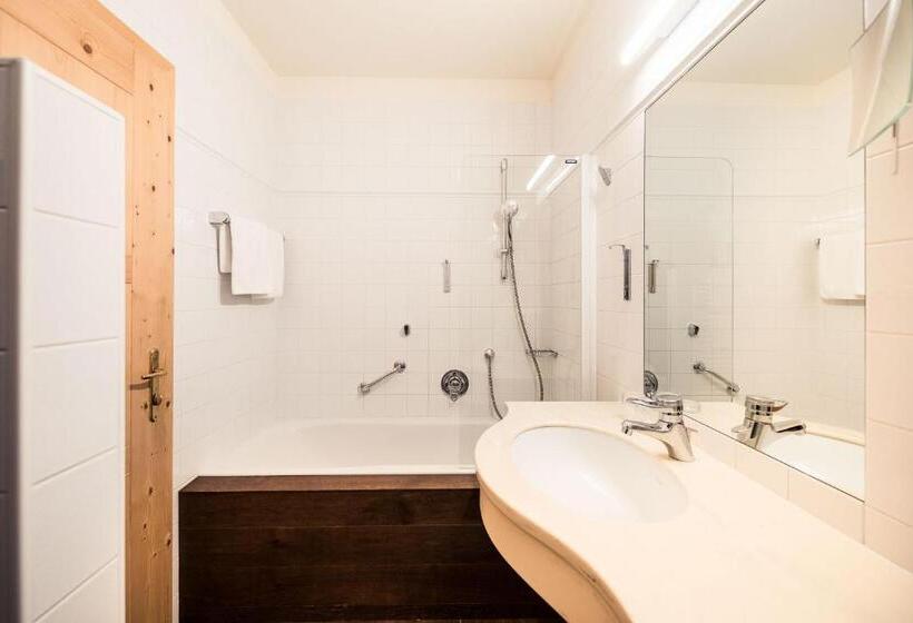 Номер Стандарт с Балконом, Green Luxury Hotel Pfösl