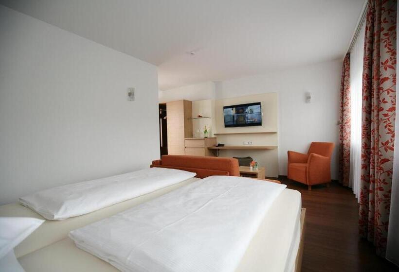 컴포트 룸, Badhotel Restaurant Stauferland
