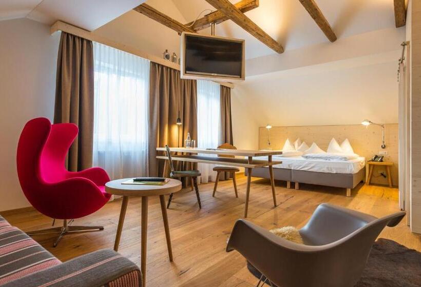 Полулюкс, Landhotel Postwirt