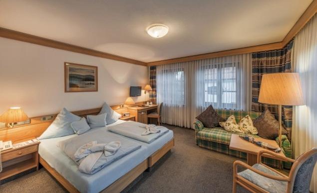 Номер Стандарт с Балконом, Landgasthaus & Hotel Kurfer Hof