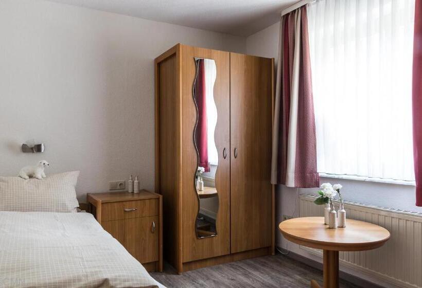 Номер Стандарт Индивидуальный, Landhotel Baumwipfel