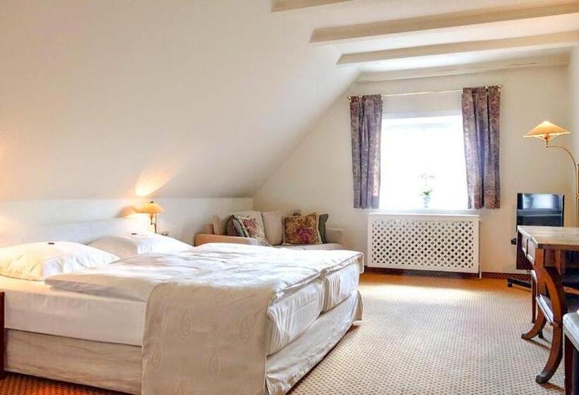 Номер Deluxe, Meyers Hotel Hittfeld