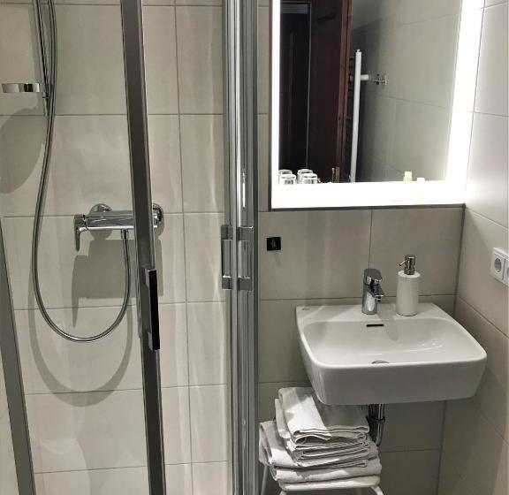 标准间带阳台, Flair Hotel Waldfrieden
