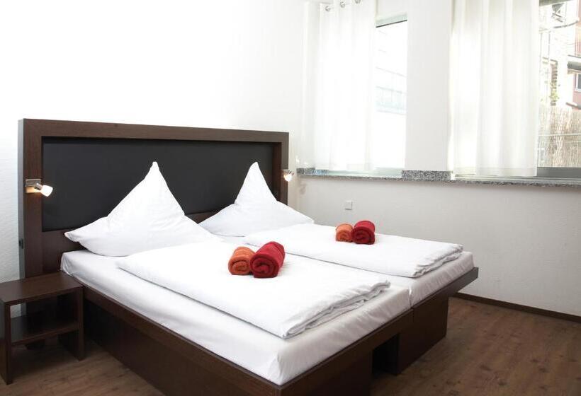 Четырехместный Номер Стандарт, Hostel Köln