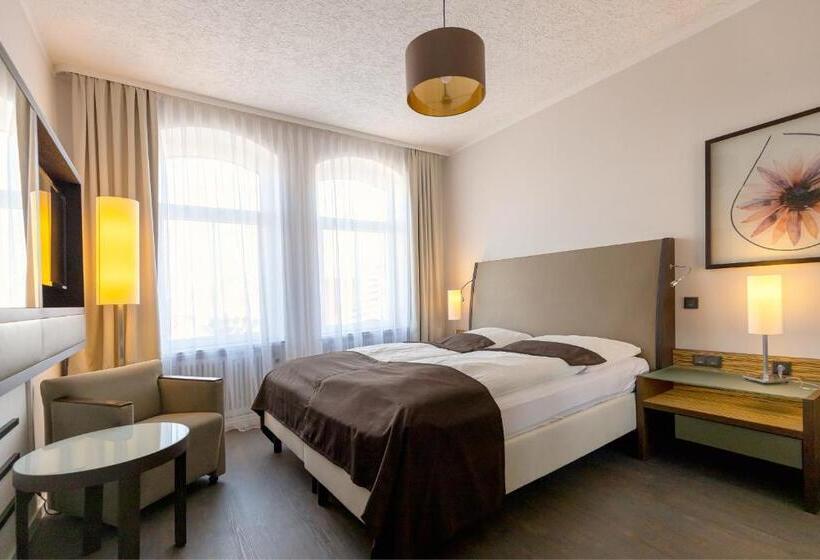 Номер Стандарт, Garni  Am Domplatz