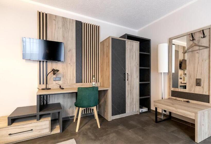 Апартаменты 1 Спальня, Garni  Am Domplatz