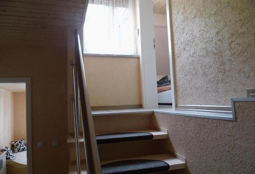 Family Suite, Zum Valwiger Herrenberg