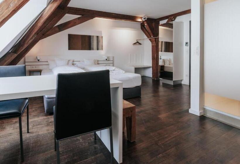 디럭스 룸, Design Hotel & Restaurant Löwen