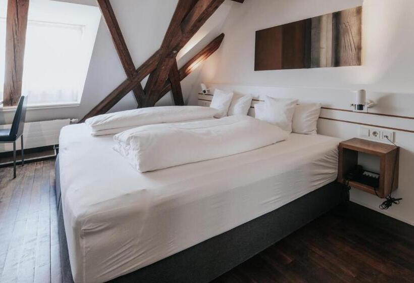 디럭스 룸, Design Hotel & Restaurant Löwen