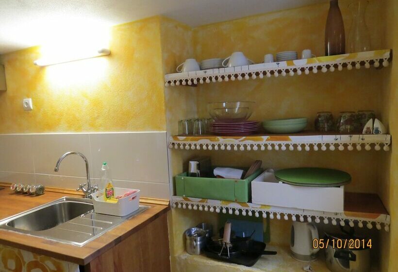 Дом 2 Спальни, Casas Da Encosta