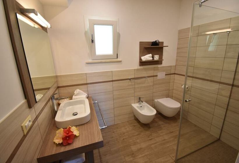 Номер Стандарт Вид на Сад, Baia Del Godano Resort & Spa