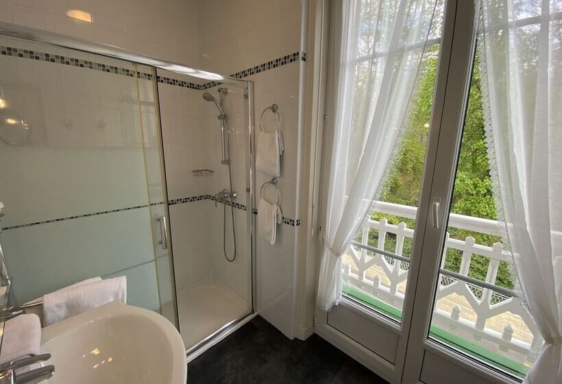 Номер Deluxe, Brit Hotel & Spa Le Roc Au Chien