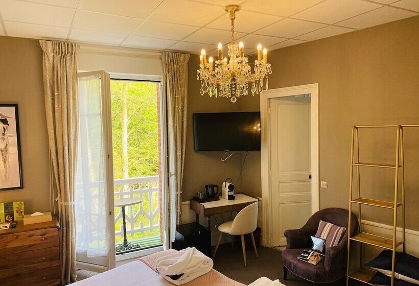 Номер Deluxe, Brit Hotel & Spa Le Roc Au Chien