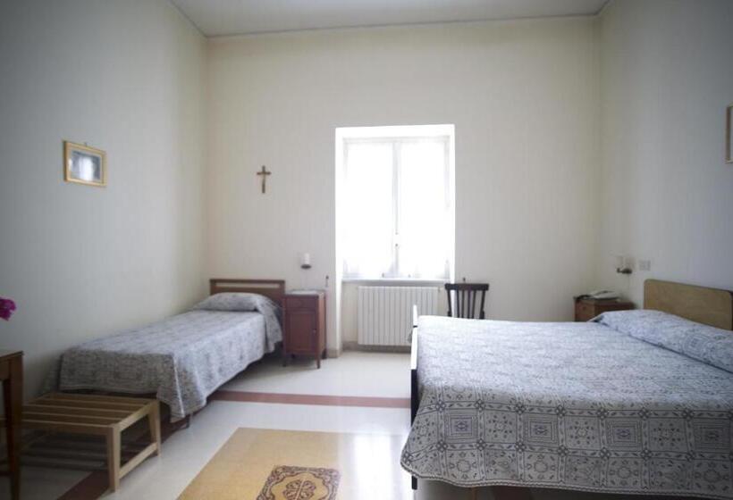 Номер Стандарт Трехместный, Domus San Vincenzo