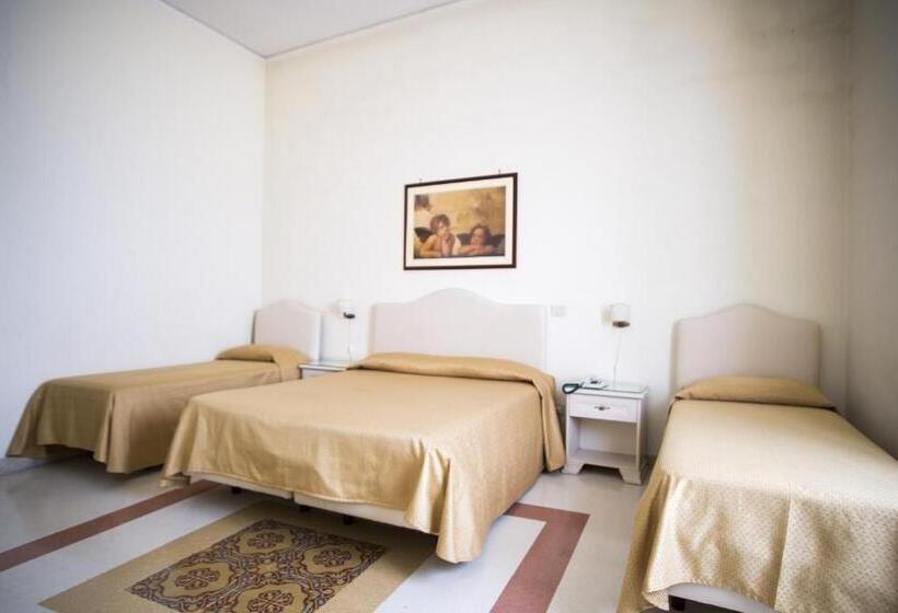 Четырехместный Номер Стандарт, Domus San Vincenzo
