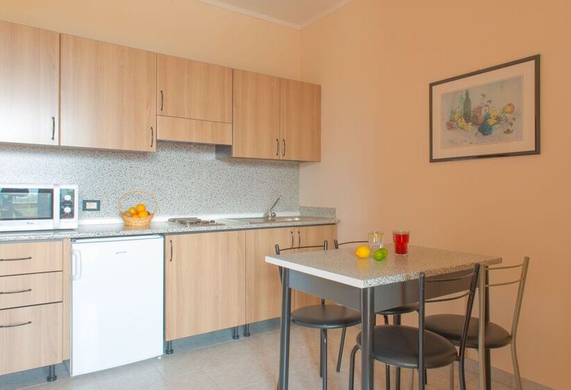 Апартаменты 1 Спальня, Residence La Pertica