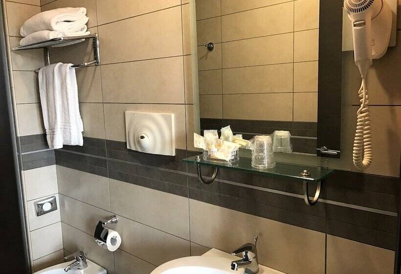 Четырехместный Номер Стандарт, Visagi