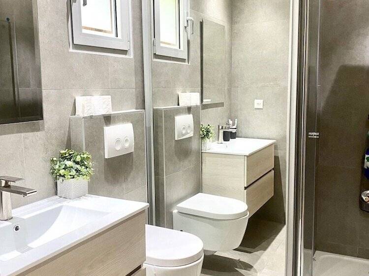 2 Bedroom Premium Apartment, Résidence Marina Di Santa Giulia