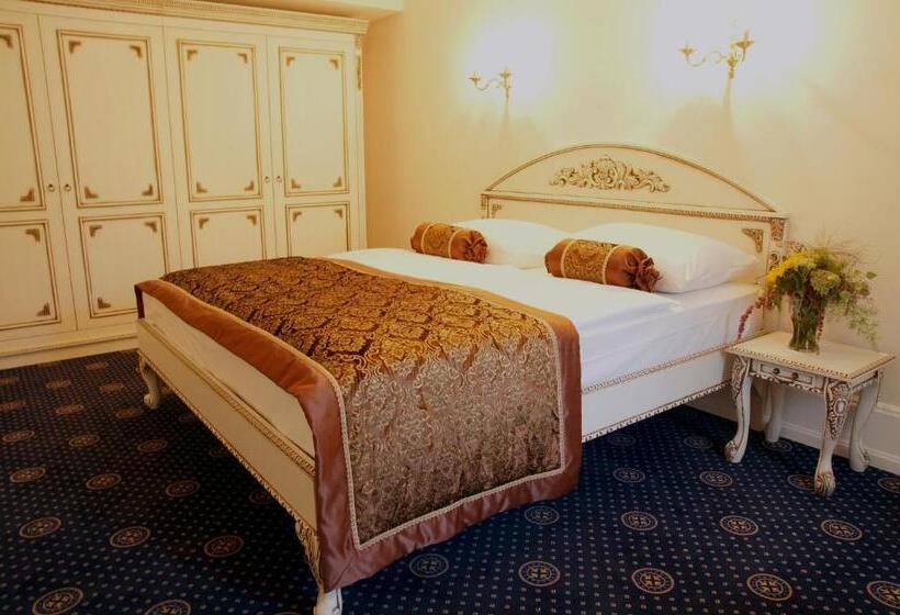 Пентхаус Люкс, Schloss Hotel Wolfsbrunnen
