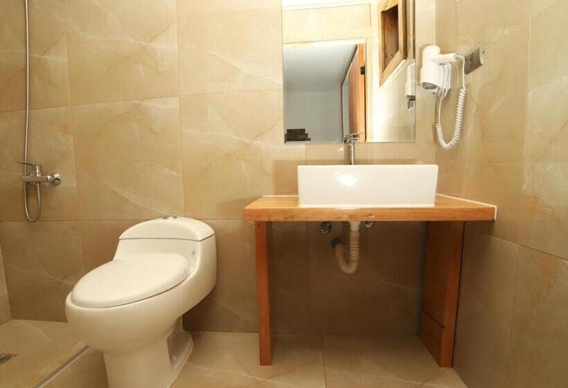 اتاق لوکس, Y Cabañas Pulegan
