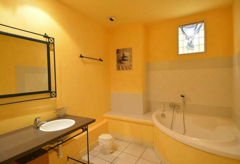 Номер Стандарт, Restaurant Côte Garonne Le Balcon Des Dames   Tonneins Marmande Agen   Chambres Climatisées