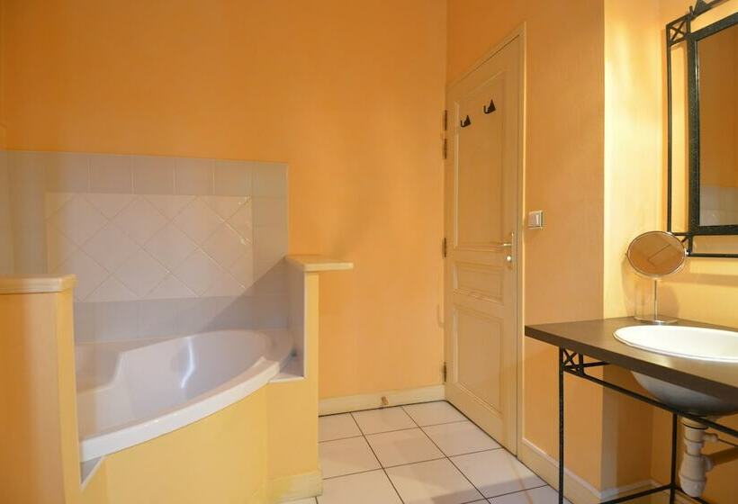 Номер Стандарт, Restaurant Côte Garonne Le Balcon Des Dames   Tonneins Marmande Agen   Chambres Climatisées