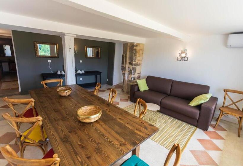 Люкс 3 Спальни, Restaurant Côte Garonne Le Balcon Des Dames   Tonneins Marmande Agen   Chambres Climatisées
