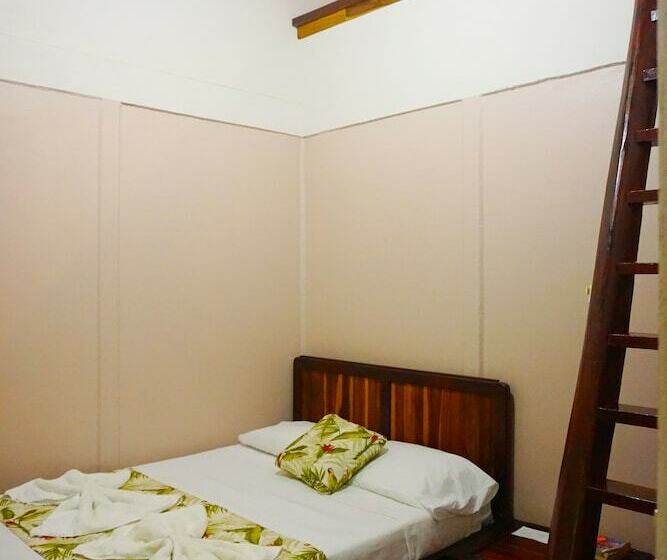 Номер Стандарт, Cabinas Tropicales