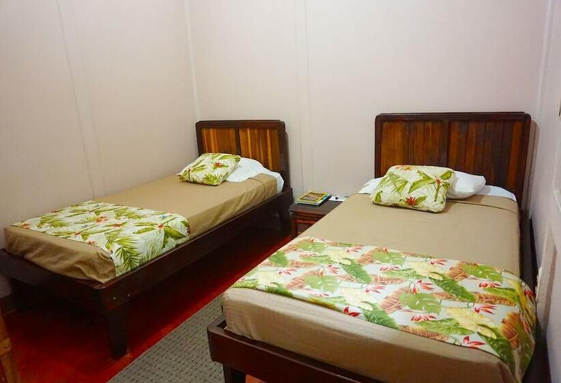 Номер Стандарт, Cabinas Tropicales