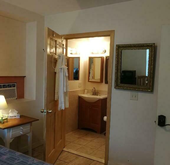Номер Стандарт, Pine View Lodge