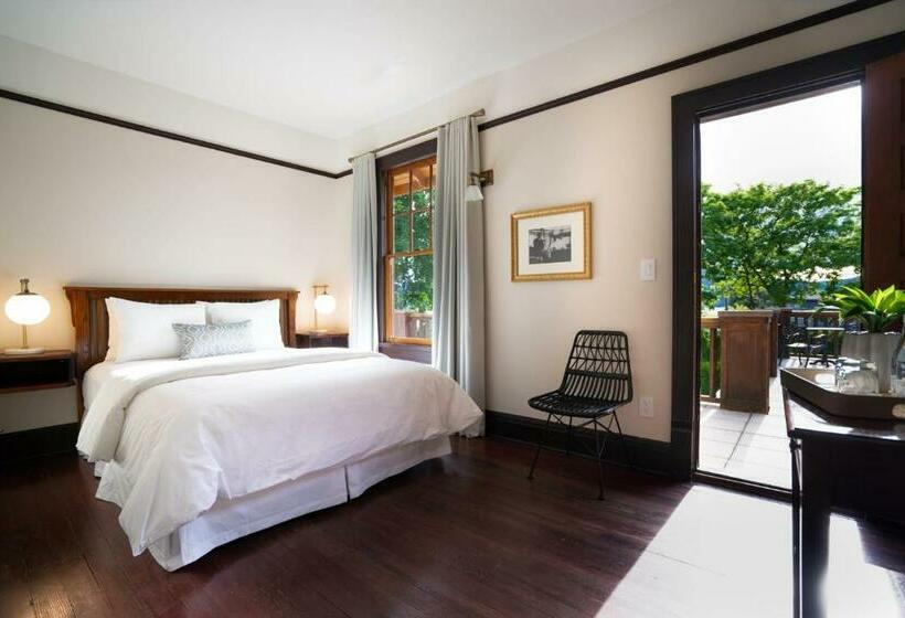 Номер Deluxe, Naramata Inn