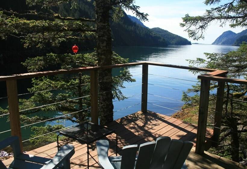 Хижина, Orca Island Cabins