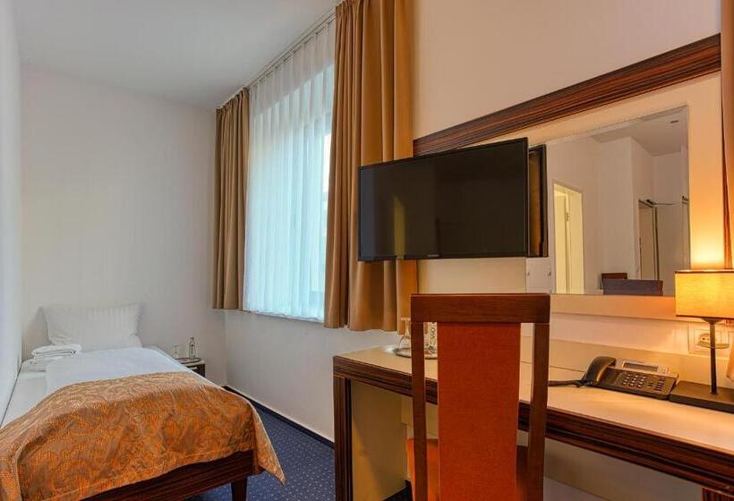 Номер Стандарт Индивидуальный, Centro Hotel Braunschweig, Trademark Collection By Wyndham
