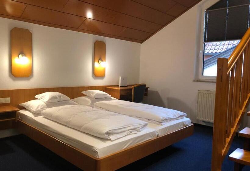 Номер Стандарт, Landhotel Gasthof Zur Krone