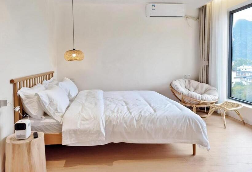 Номер Стандарт с Балконом, Riverside Retreat