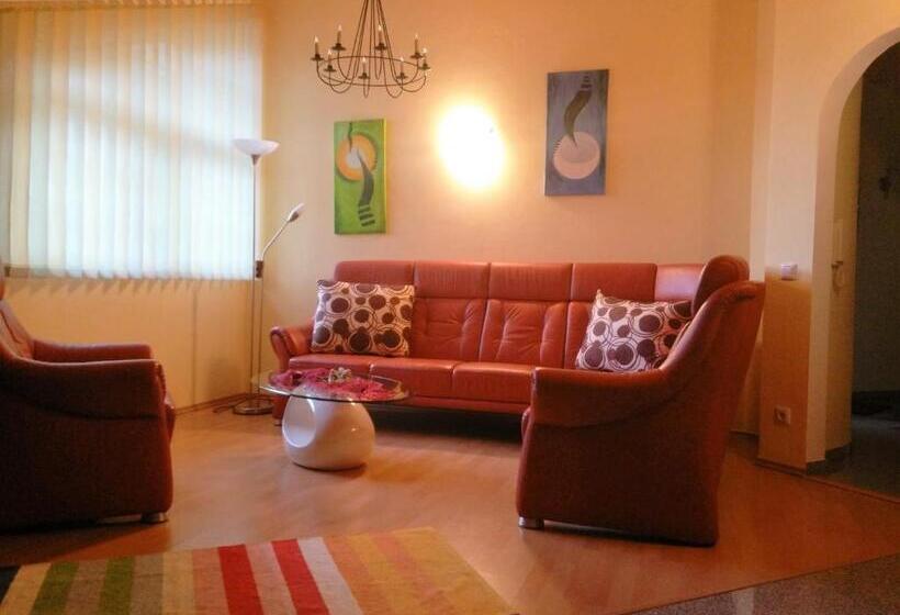 Люкс, Wellness Resort Romantika