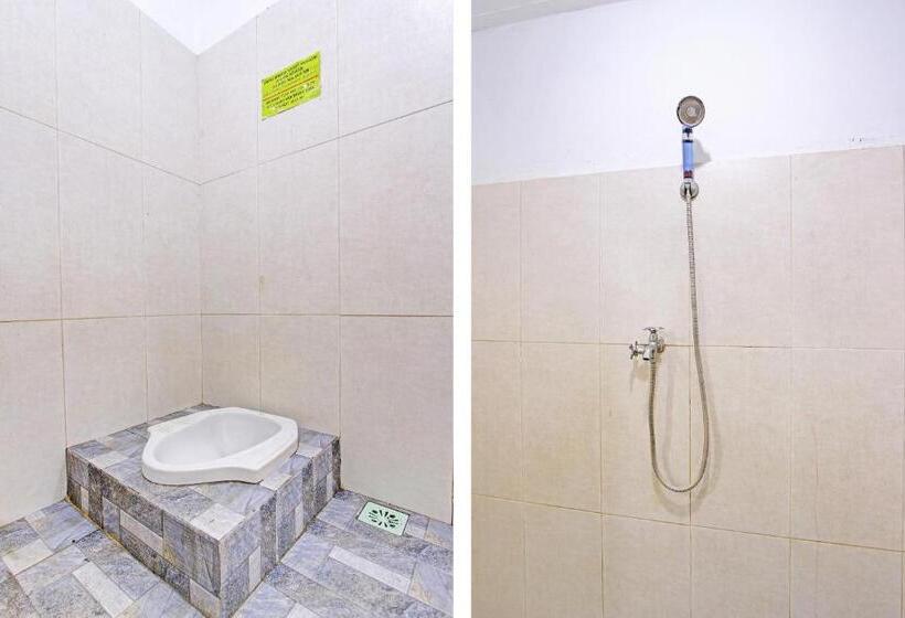Номер Стандарт, Spot On 91521 Mayong Guesthouse