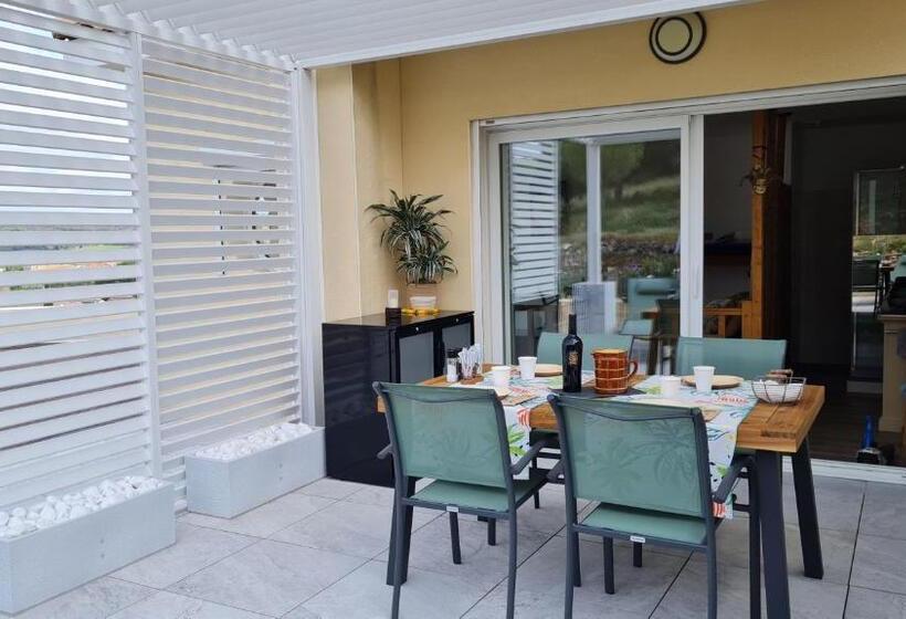 Семейный Номер, Chambres D Hôtes B&b La Bergeronnette Avec Piscine Couverte Chauffée