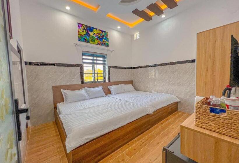 اتاق استاندارد چهار تخته, Homestay Qhome